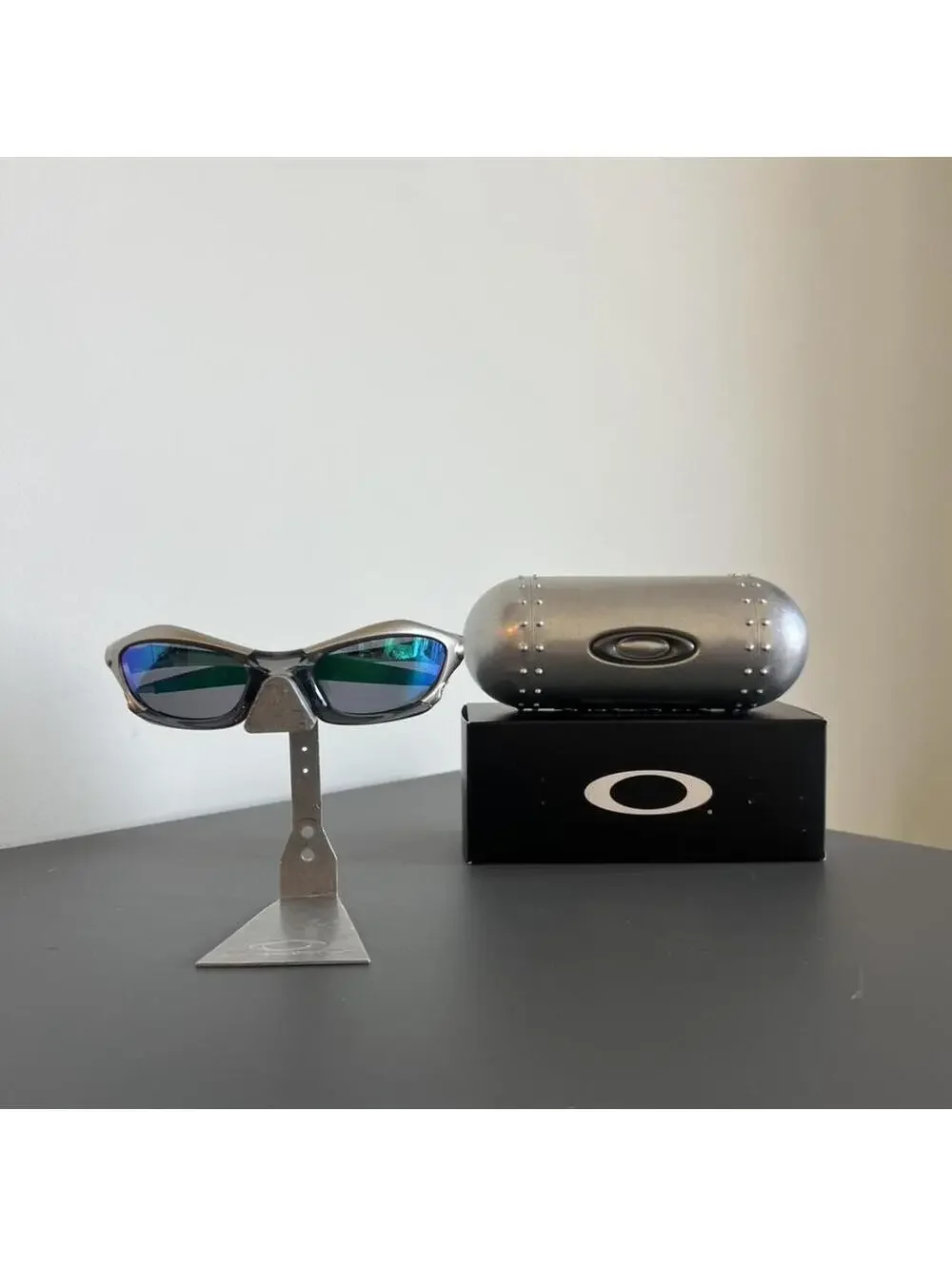Oakley Men's Silver and Black Sunglass